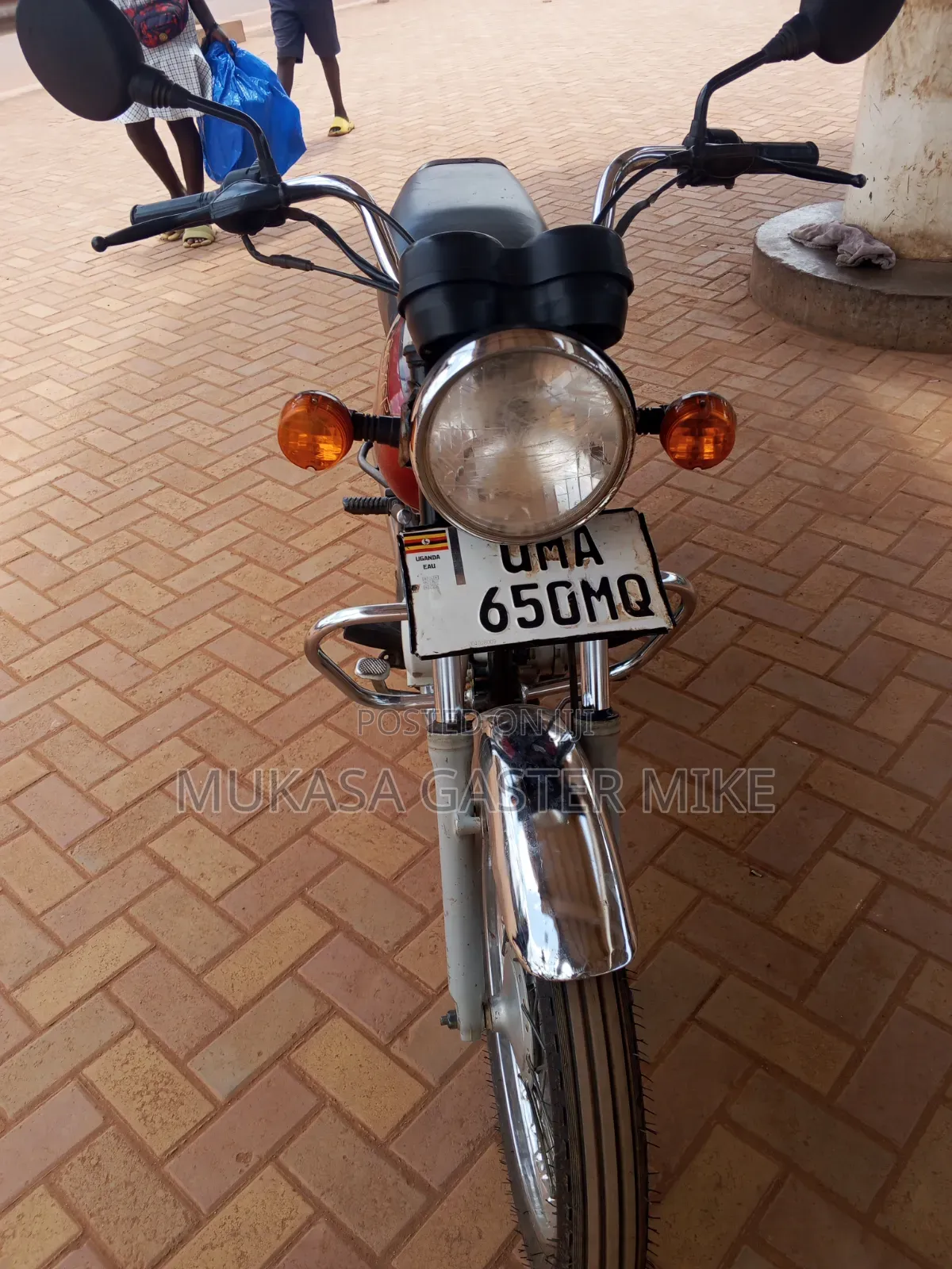 Bajaj Boxer 100 2024 Red