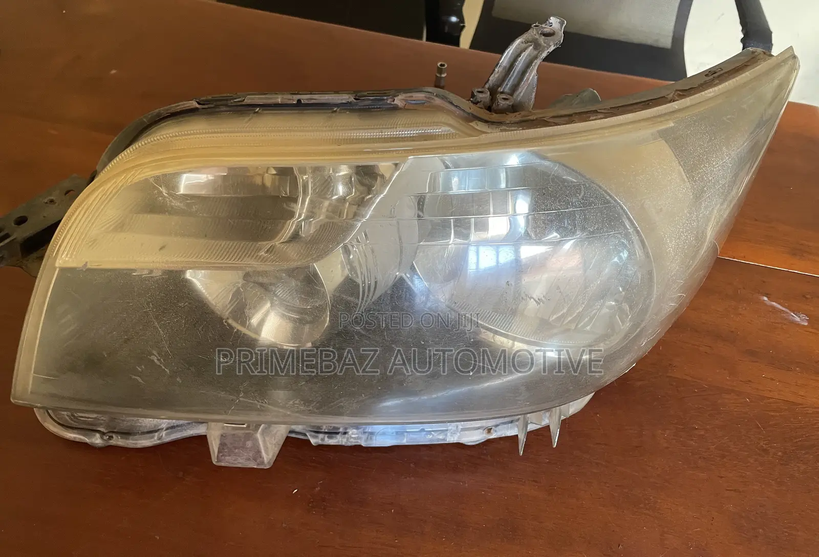 Toyota Rumion Head Lamp