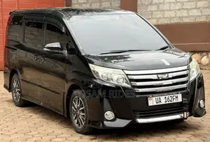 Toyota Noah 2.0 FWD (7 Seater) 2015 Black