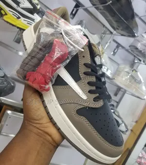 Jordan 1 Cactus Sneakers