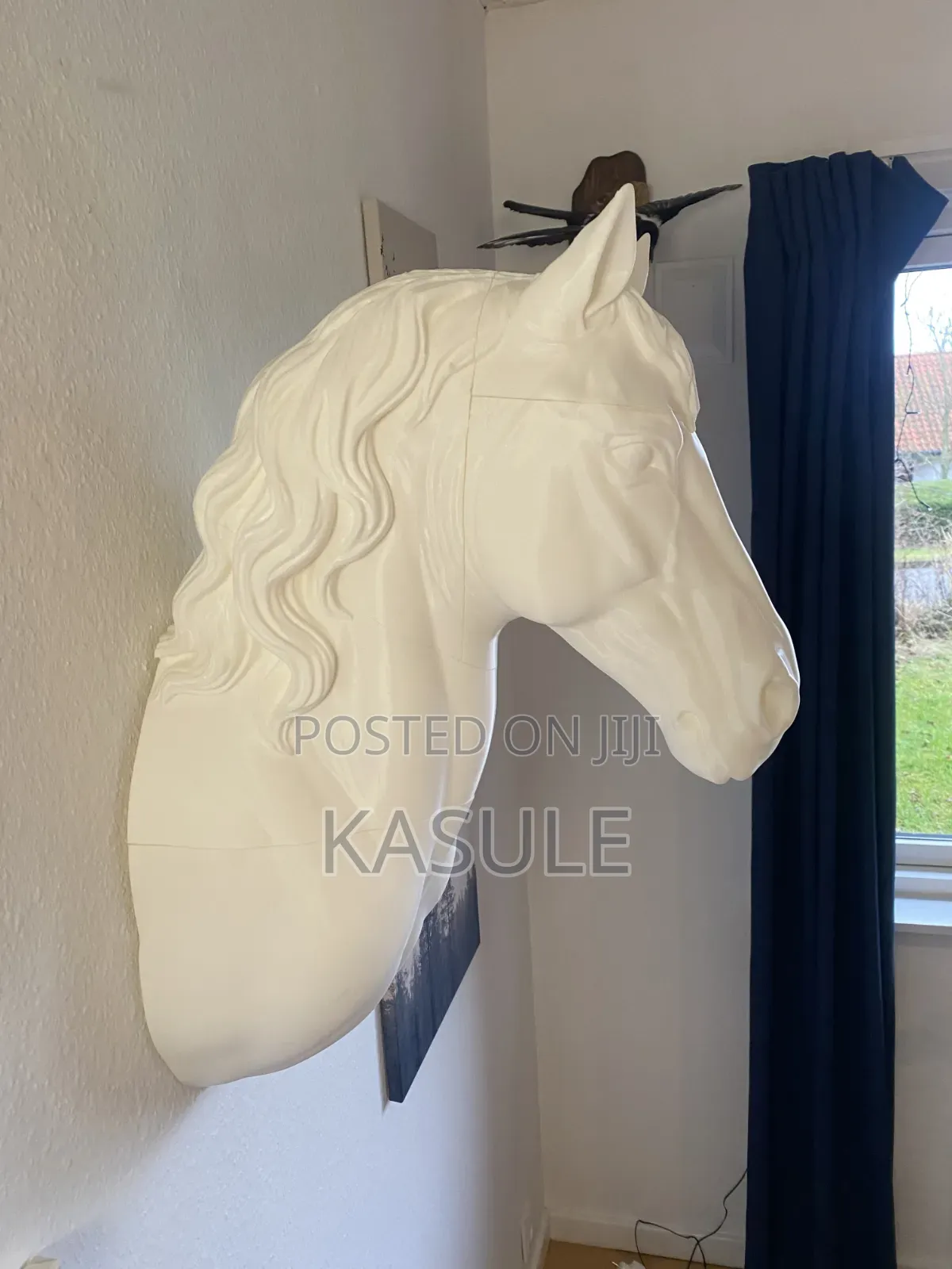 Majestic Horse Head Wall Mount Sculpture