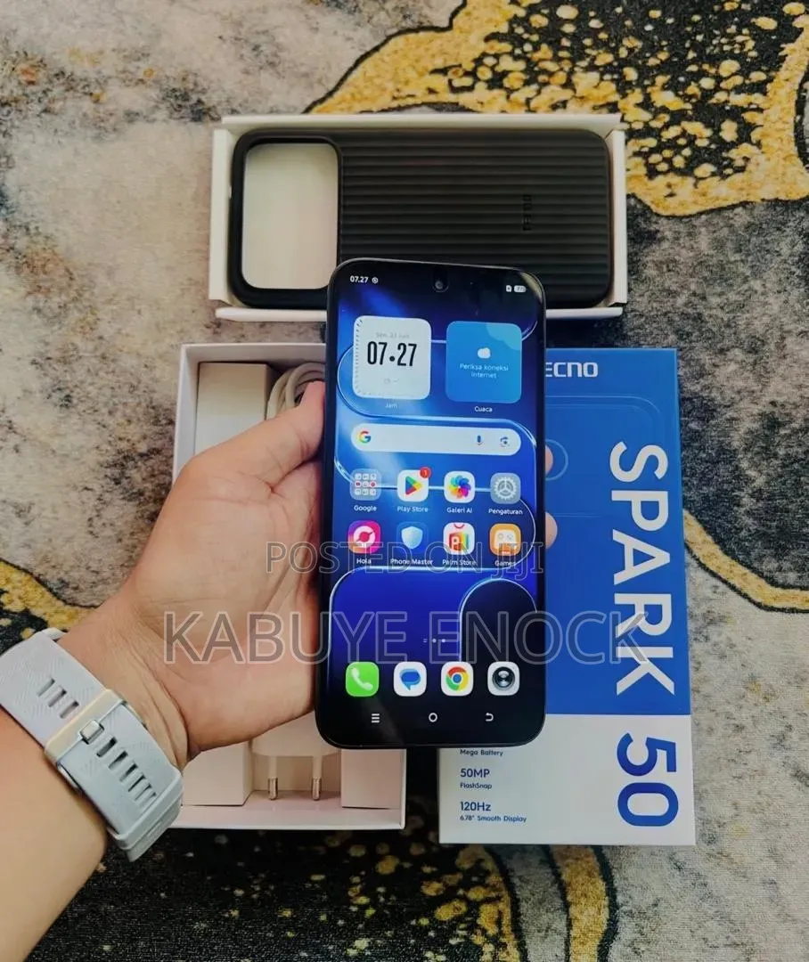 New Tecno Spark 50 128 GB Purple