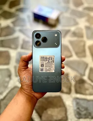 New Tecno Spark 50 128 GB Purple