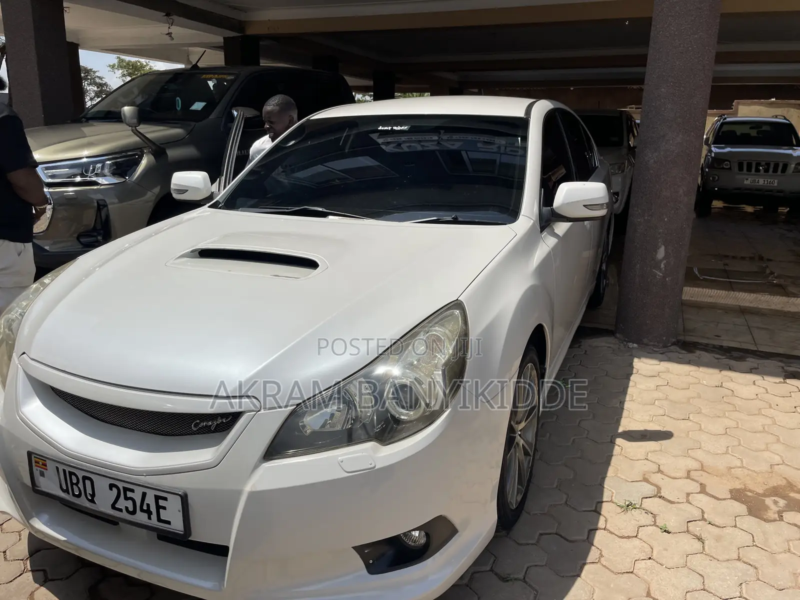 Subaru Legacy 2012 White