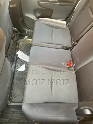 Toyota Ractis 2011 White