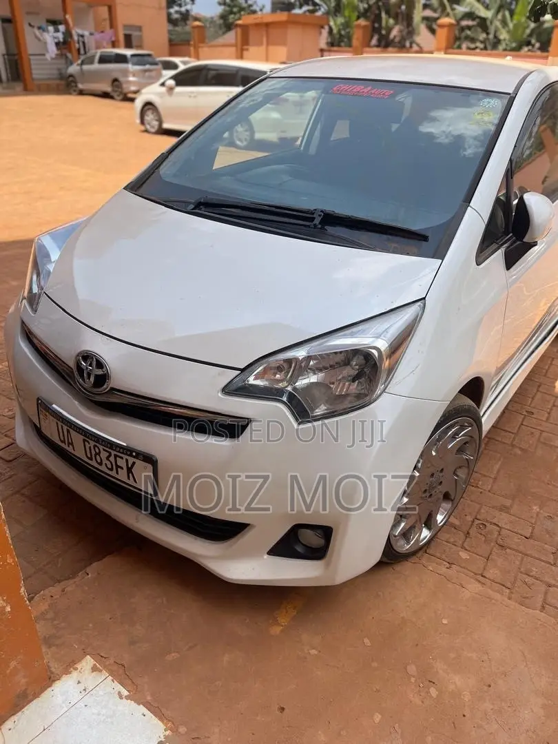 Toyota Ractis 2011 White