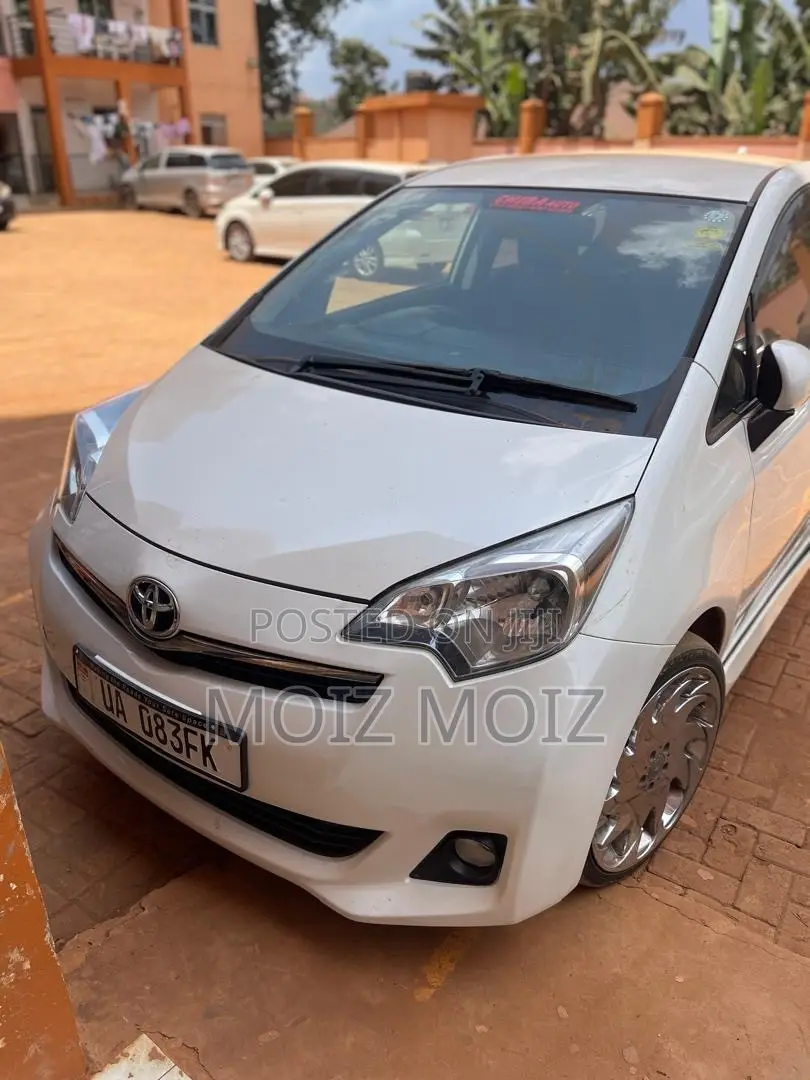 Toyota Ractis 2011 White