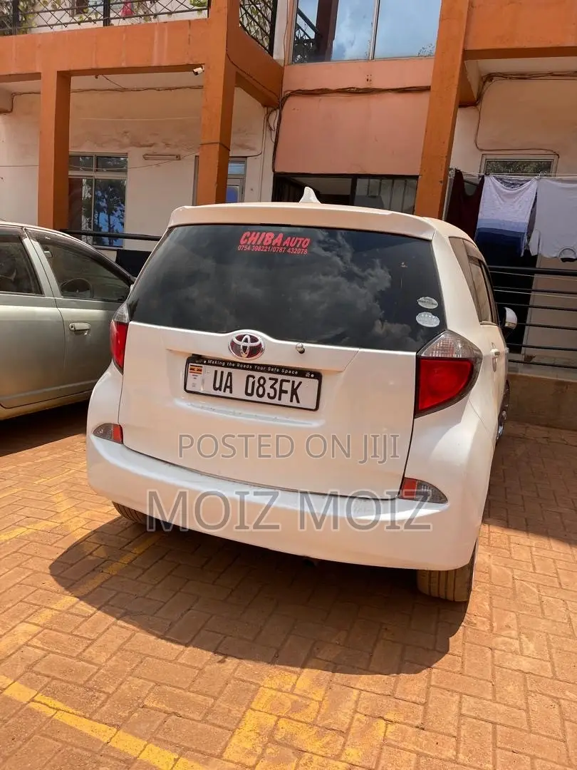 Toyota Ractis 2011 White
