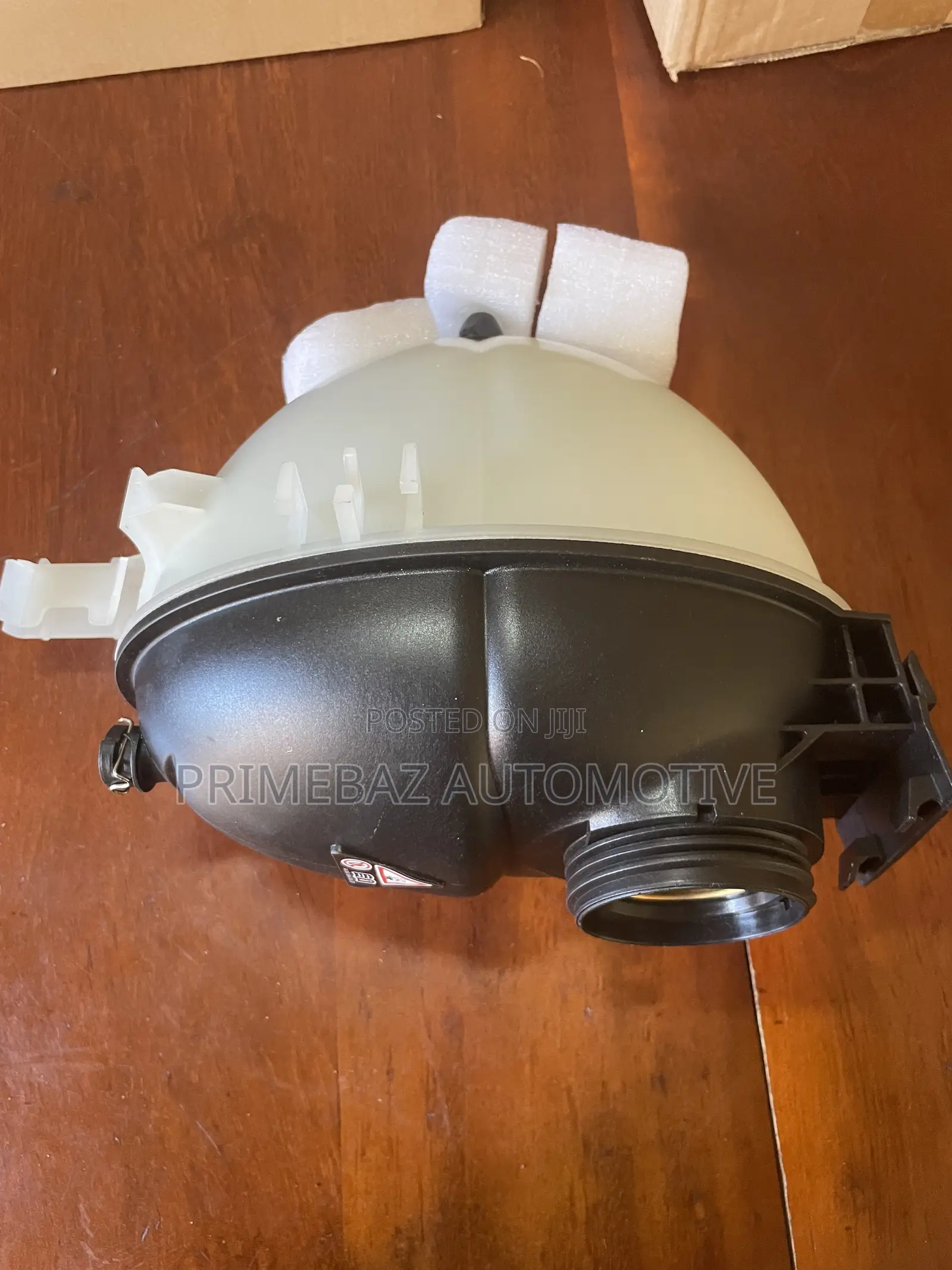 Mercedes Benz W204 Coolant Reservoir