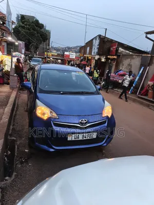 Toyota Ractis 1.5 FWD 2012 Blue