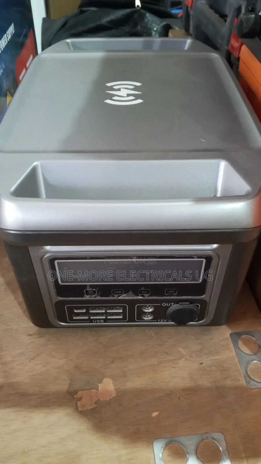 Power Station 1500w/24volts.