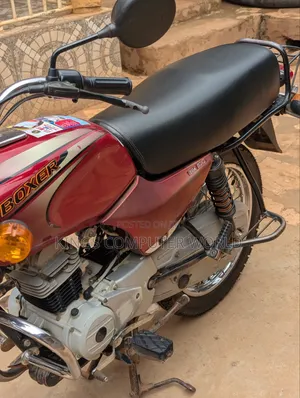 Bajaj Boxer 100 2010 Red