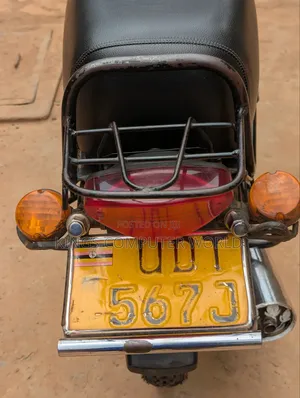 Bajaj Boxer 100 2010 Red