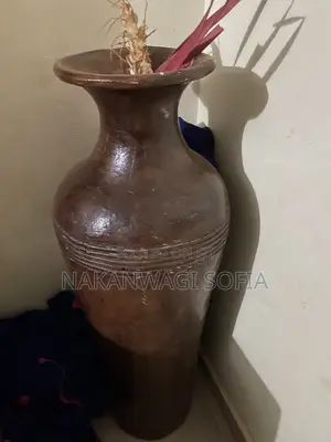 2 Big Flower Pots in Brown Color