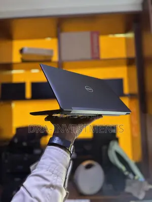 Laptop Dell Latitude 7390 8GB Intel Core i5 SSD 256GB