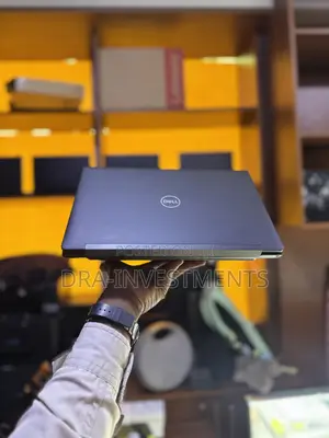 Laptop Dell Latitude 7390 8GB Intel Core i5 SSD 256GB