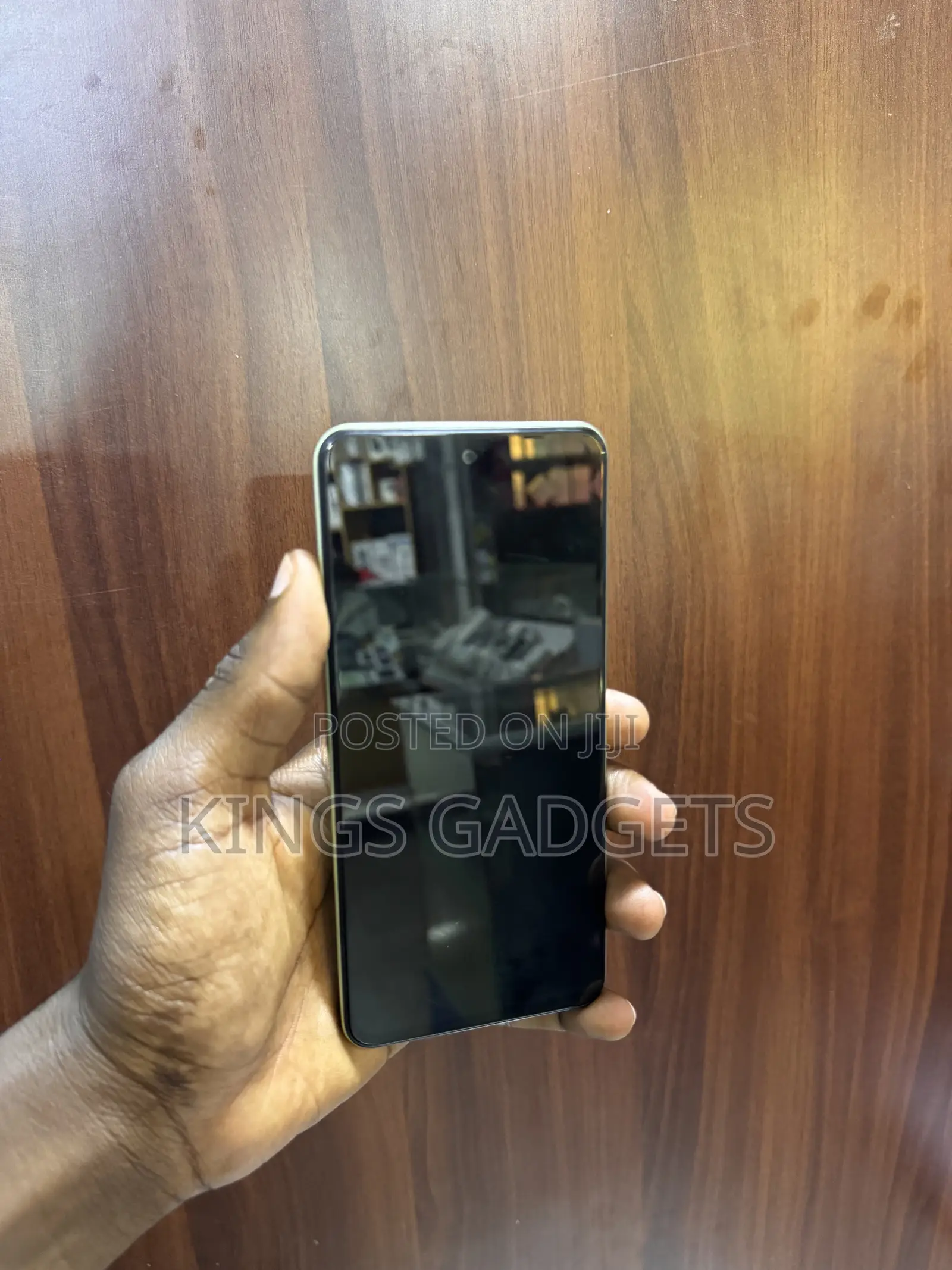 Vivo V30 Lite 256 GB Yellow