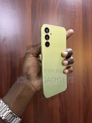 Infinix Smart 10 64 GB Yellow