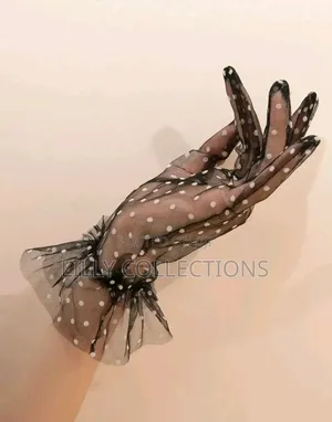 Lace Bridal Gloves