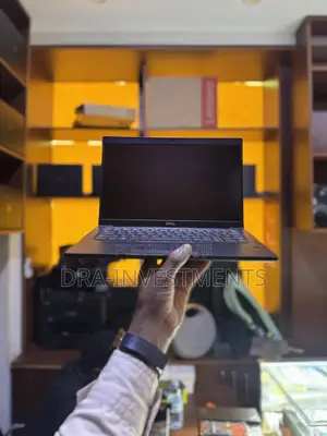 Laptop Dell Latitude 7390 8GB Intel Core i5 SSD 256GB