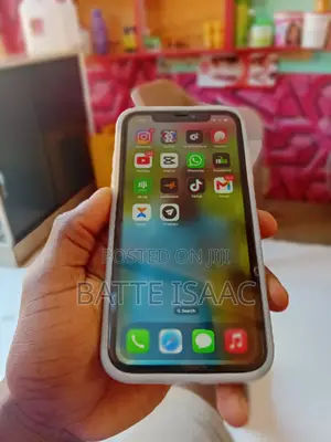Apple iPhone 11 64 GB Black