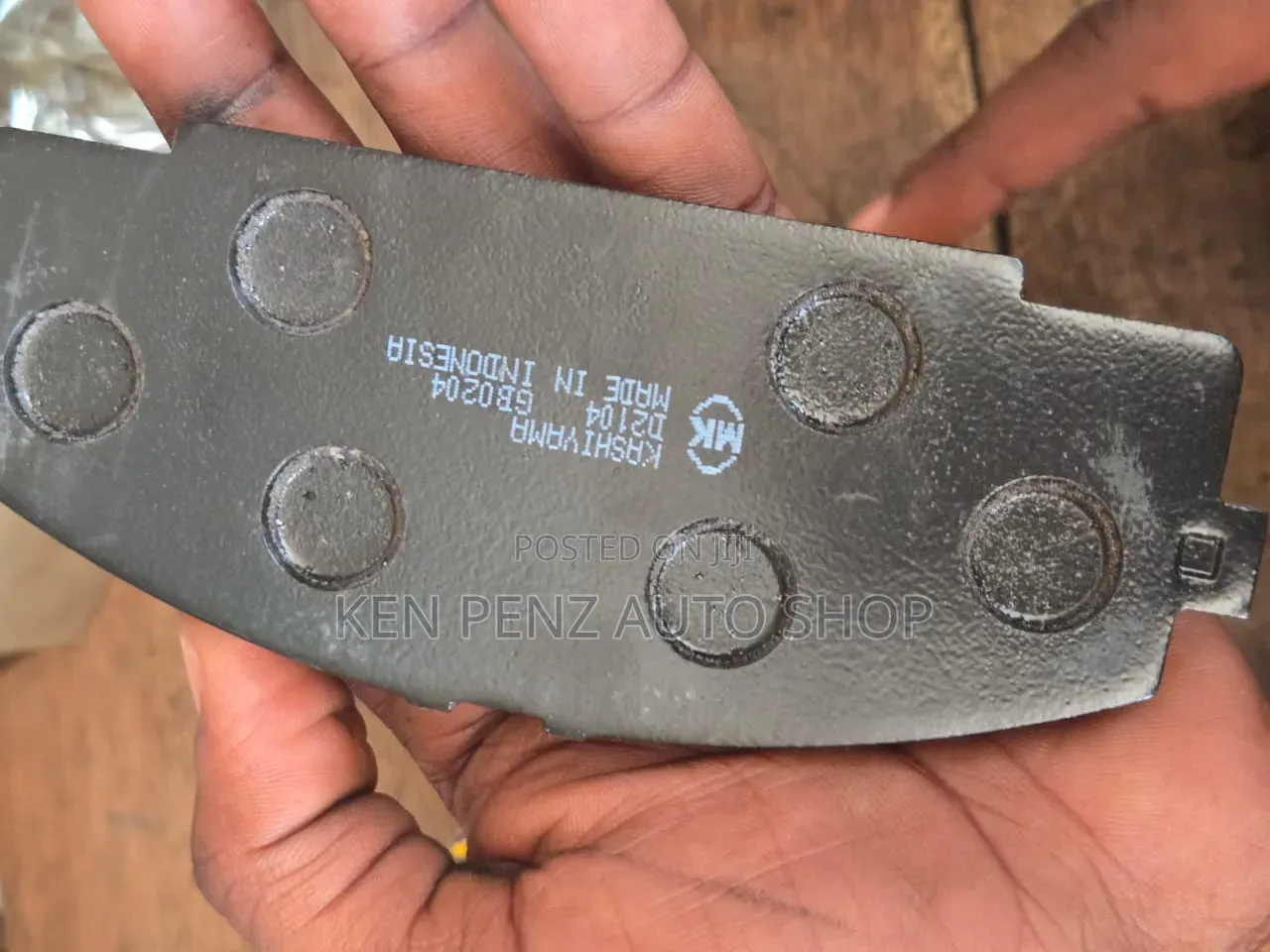 Toyota Hiace and Supercustom Brake Pads ( Kashiama)