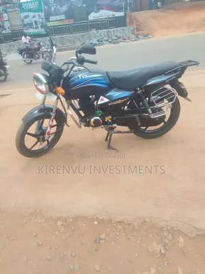 TVS HLX 125 2016 Black