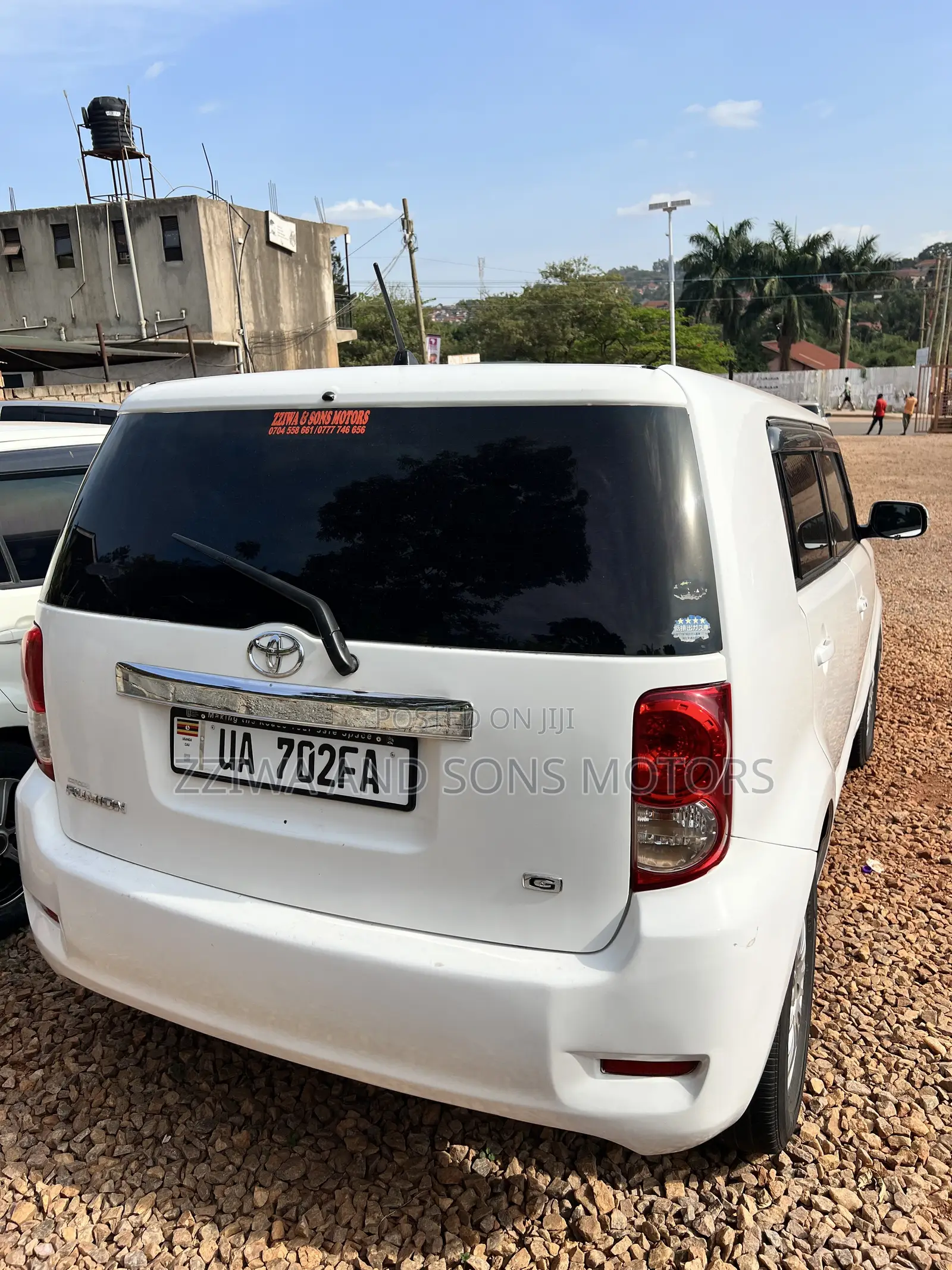 Toyota Corolla Rumion Hatchback 1.8 FWD 2015 White