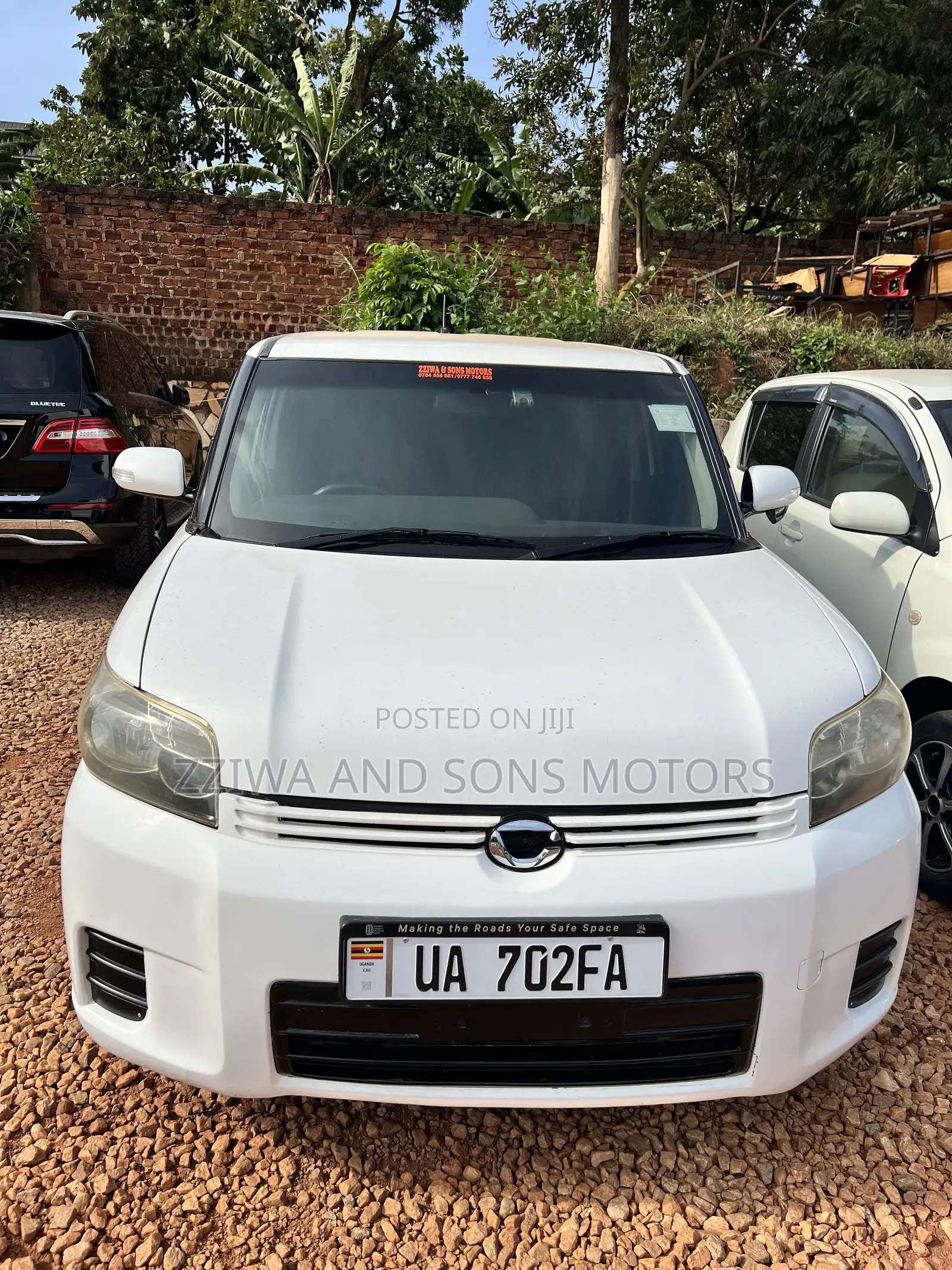 Toyota Corolla Rumion Hatchback 1.8 FWD 2015 White