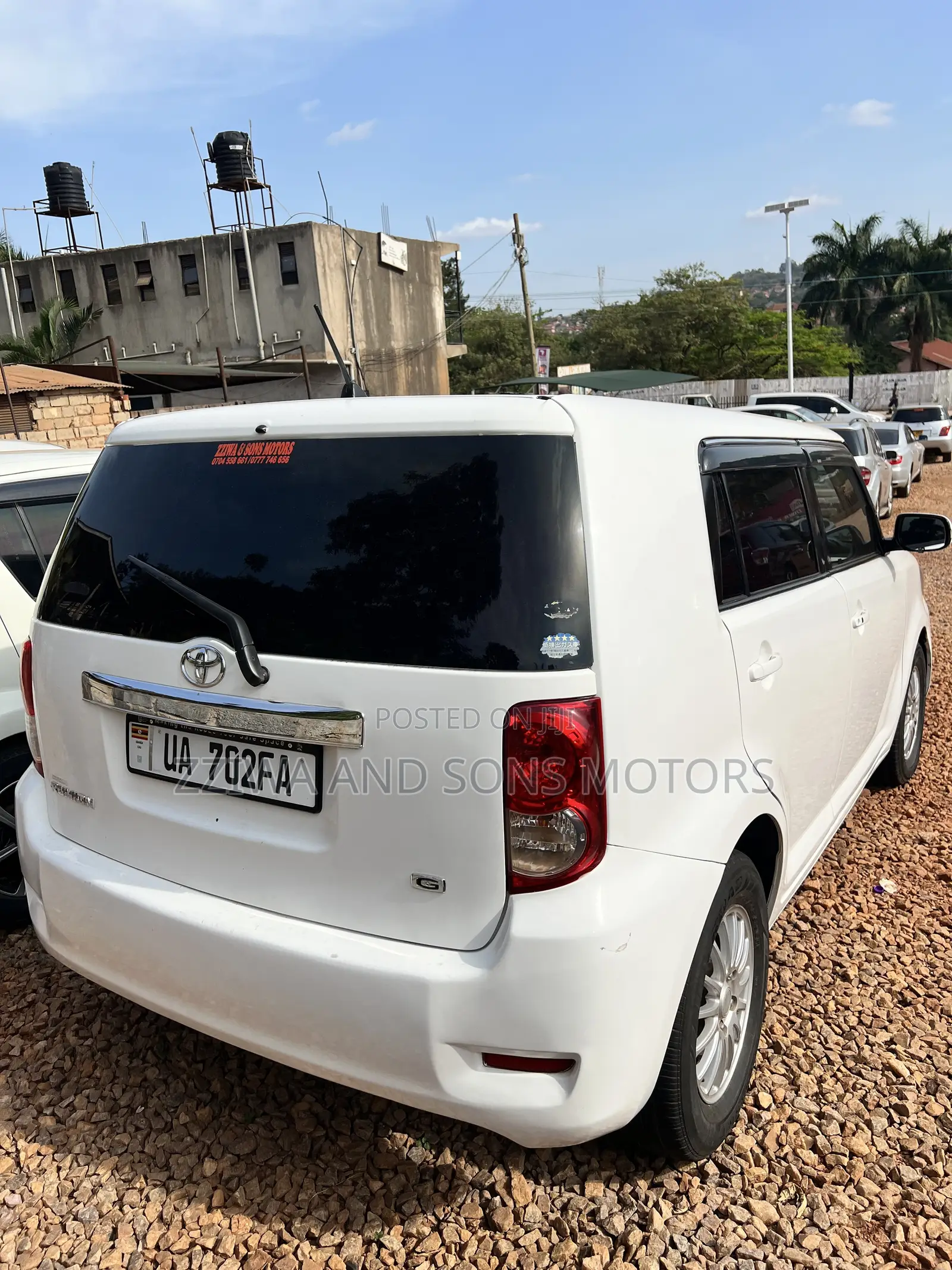 Toyota Corolla Rumion Hatchback 1.8 FWD 2015 White
