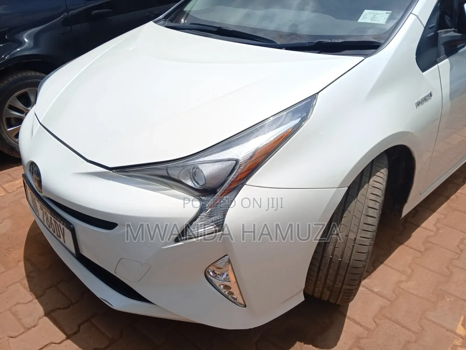 Toyota Prius 2017 White