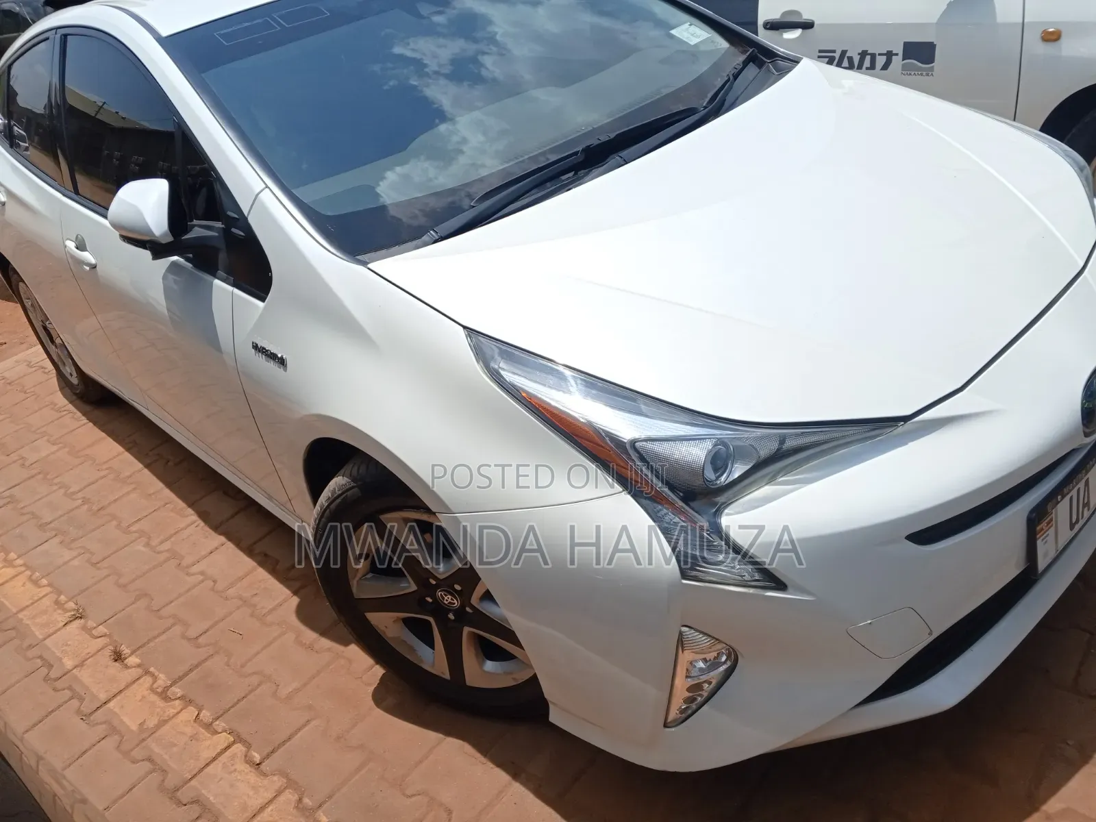Toyota Prius 2017 White