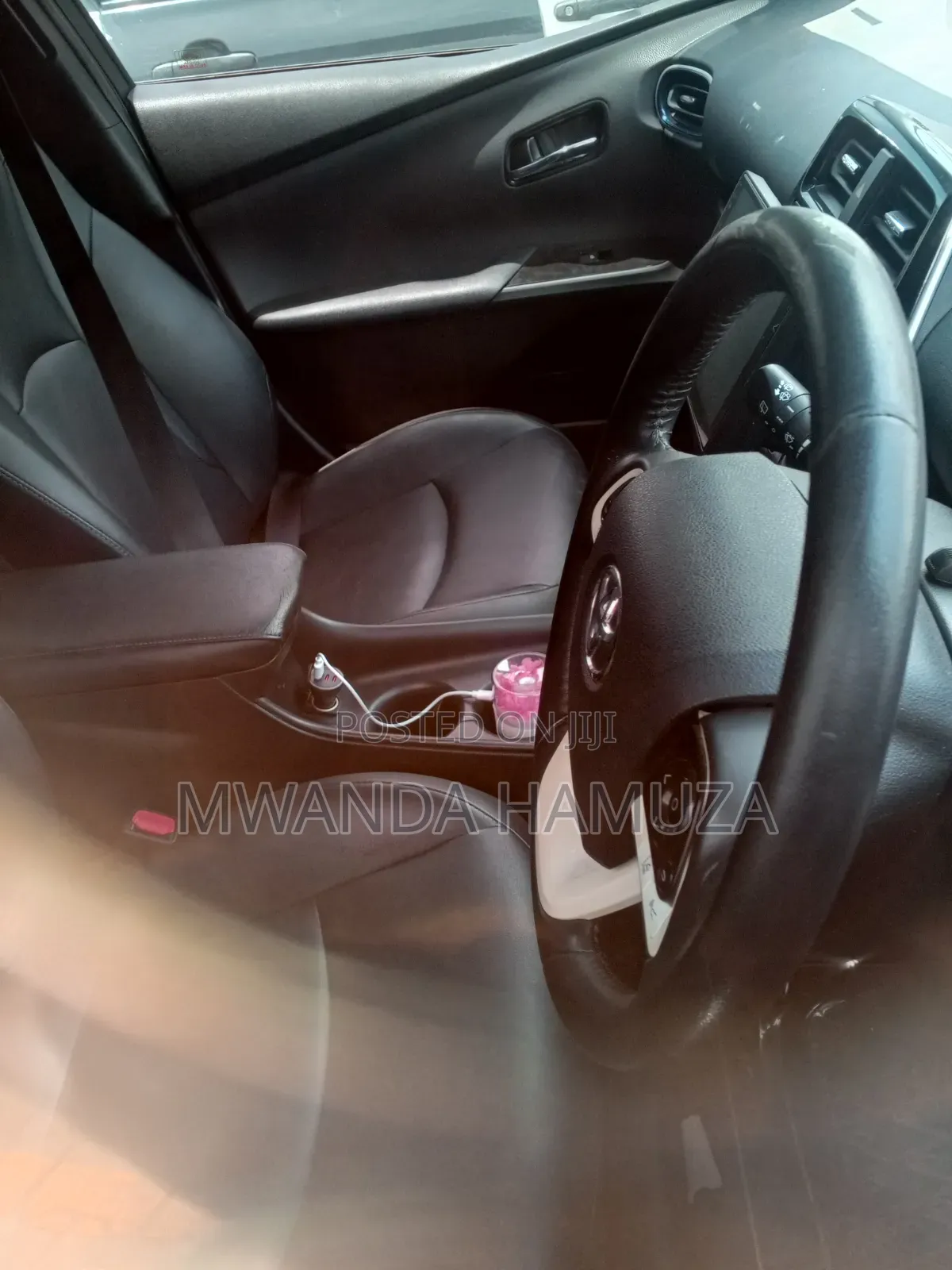 Toyota Prius 2017 White