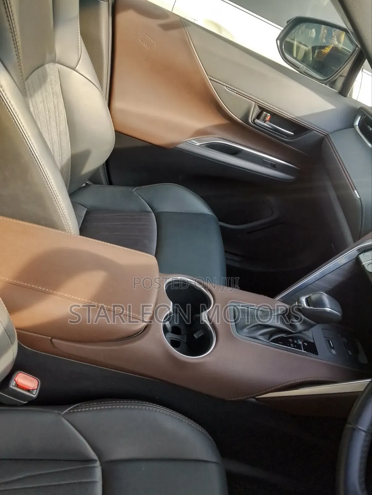 Toyota Harrier 2.0 2020 Black