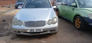 Mercedes-Benz C200 2004 Silver