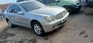 Mercedes-Benz C200 2004 Silver