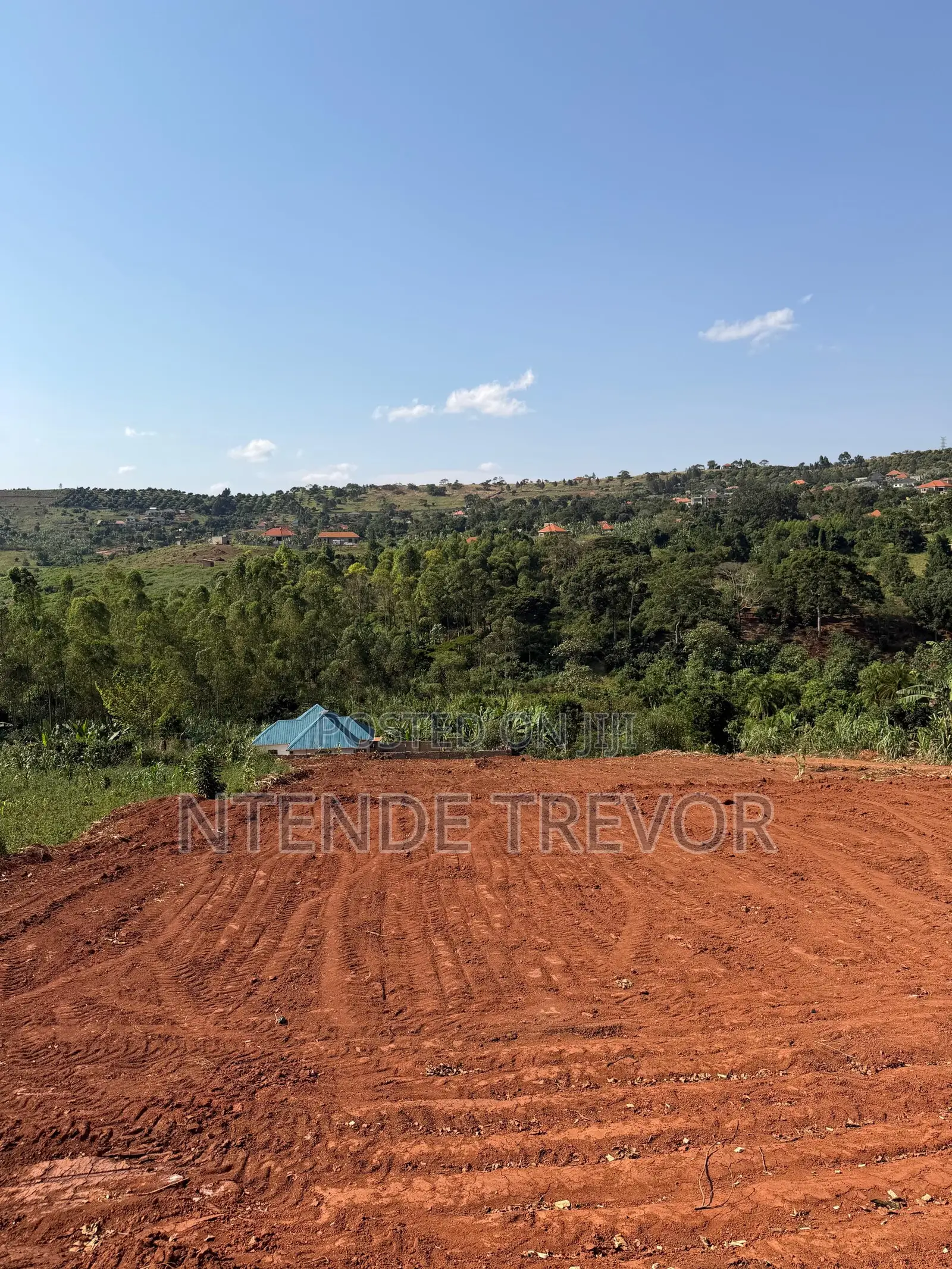 100 by 100 Residential Plot in Kagga Kitende for Sale