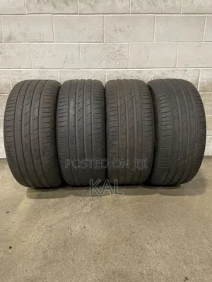 235/50r18 or 235/55r18/255/55R18Japan Used