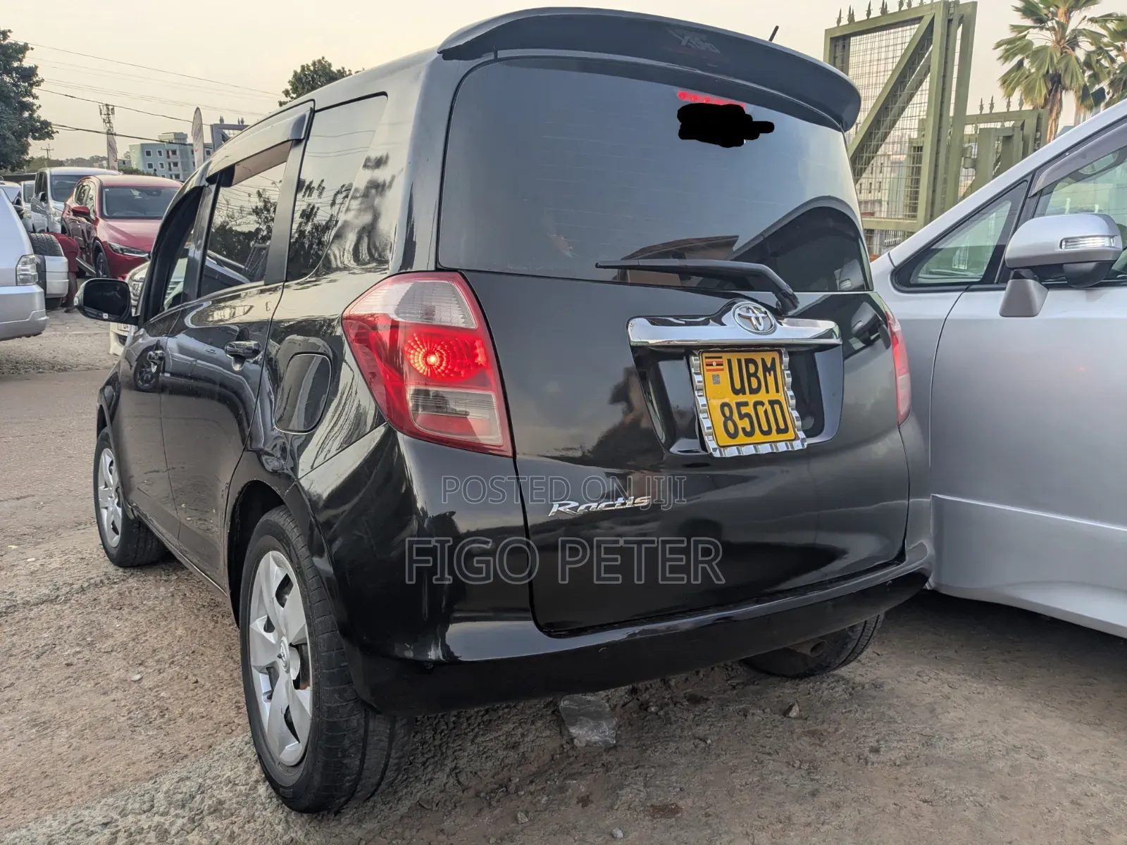 Toyota Ractis 2009 Black