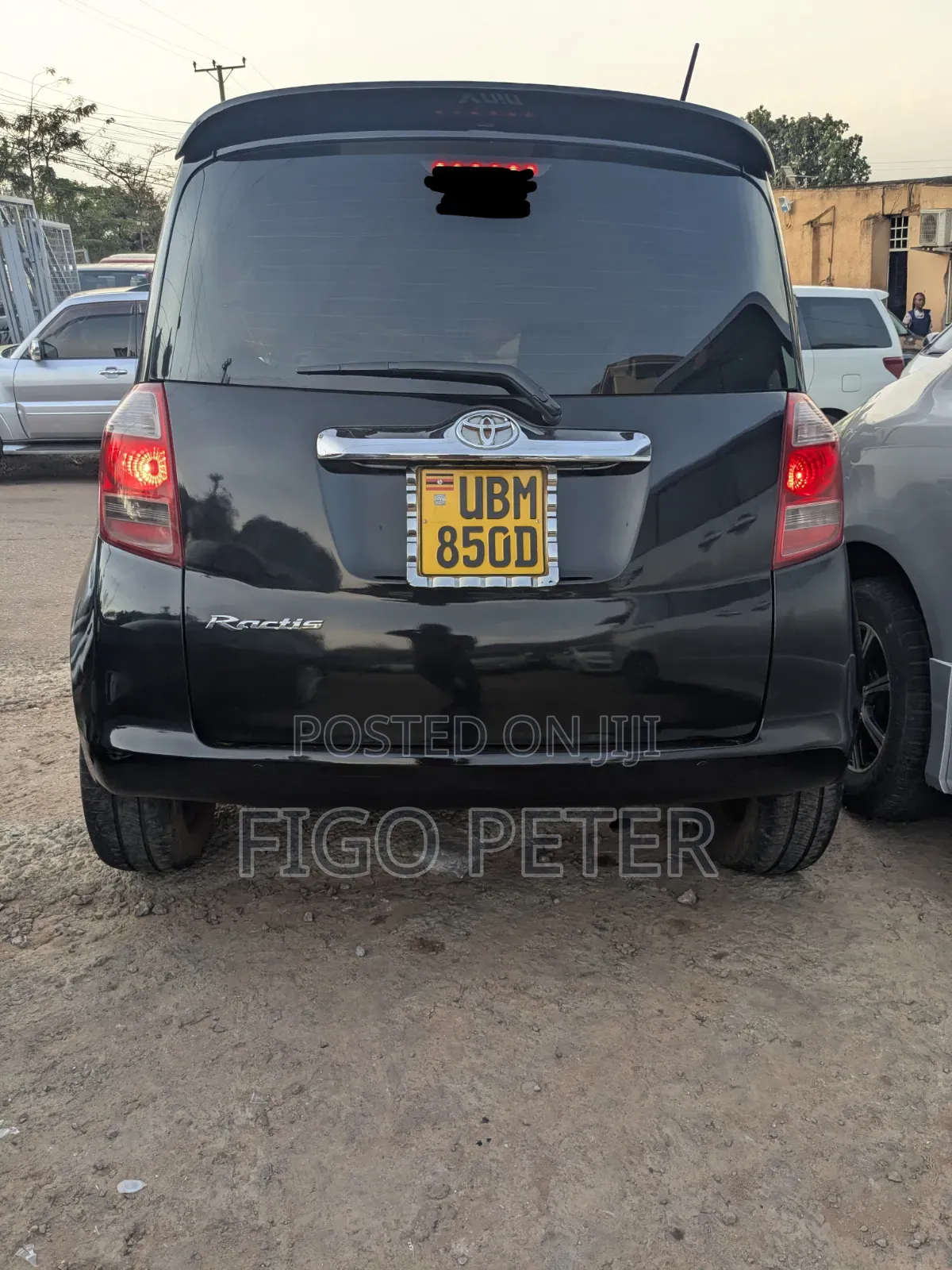 Toyota Ractis 2009 Black