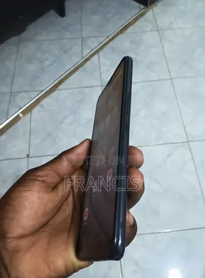Infinix Hot 10i 64 GB Black