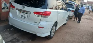 Toyota Wish 2010 White