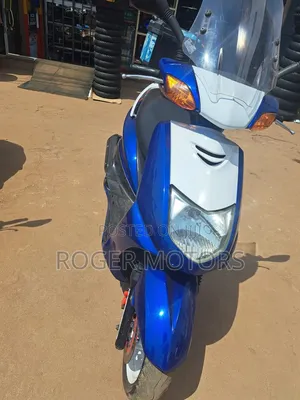 Yamaha Majesty 2025 Blue