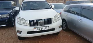Toyota Land Cruiser Prado 2010 White