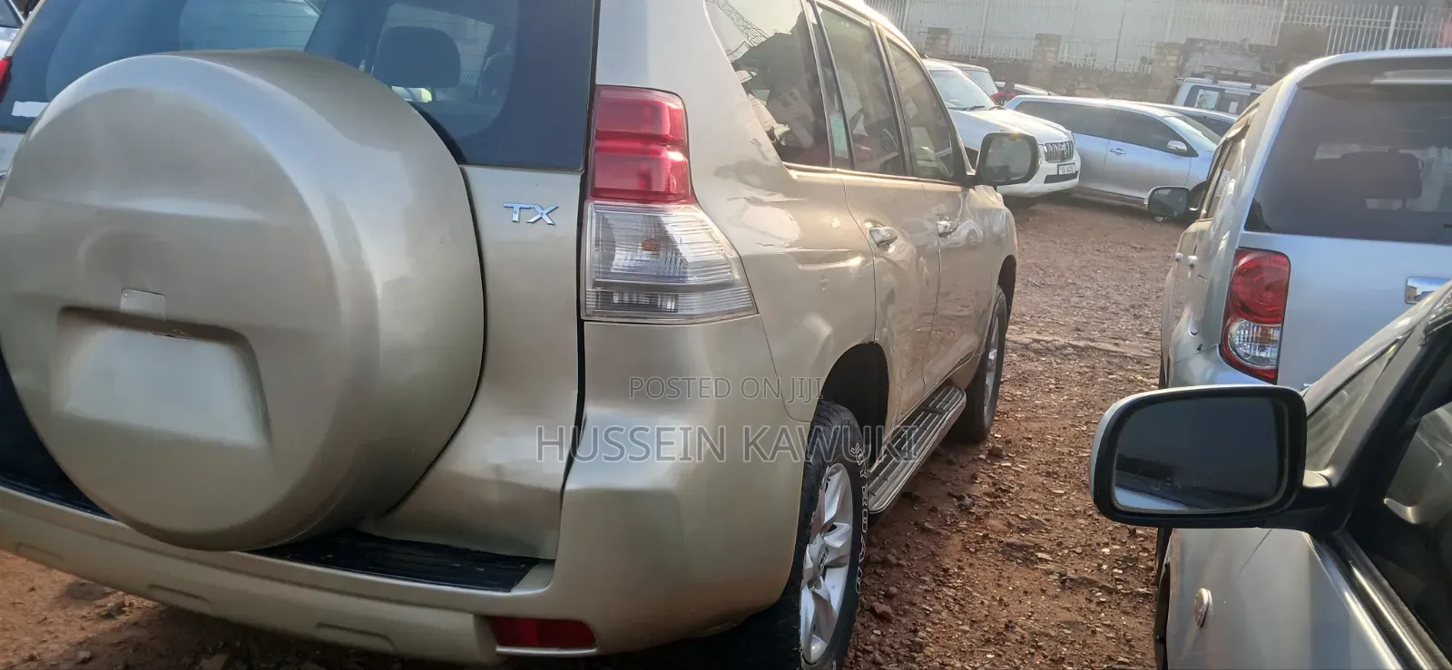 Toyota Land Cruiser Prado 2011 Gold