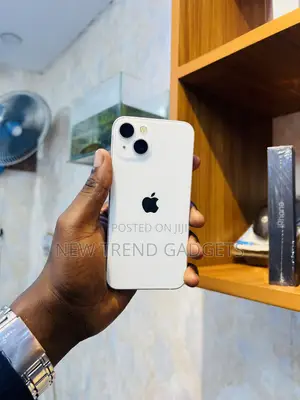 Apple iPhone 13 128 GB White
