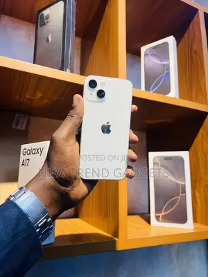 Apple iPhone 13 128 GB White