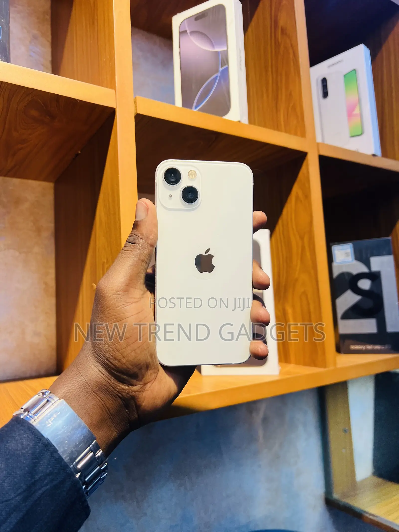 Apple iPhone 13 128 GB White