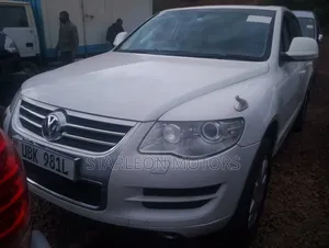 Volkswagen Touareg V6 TDI 2010 White