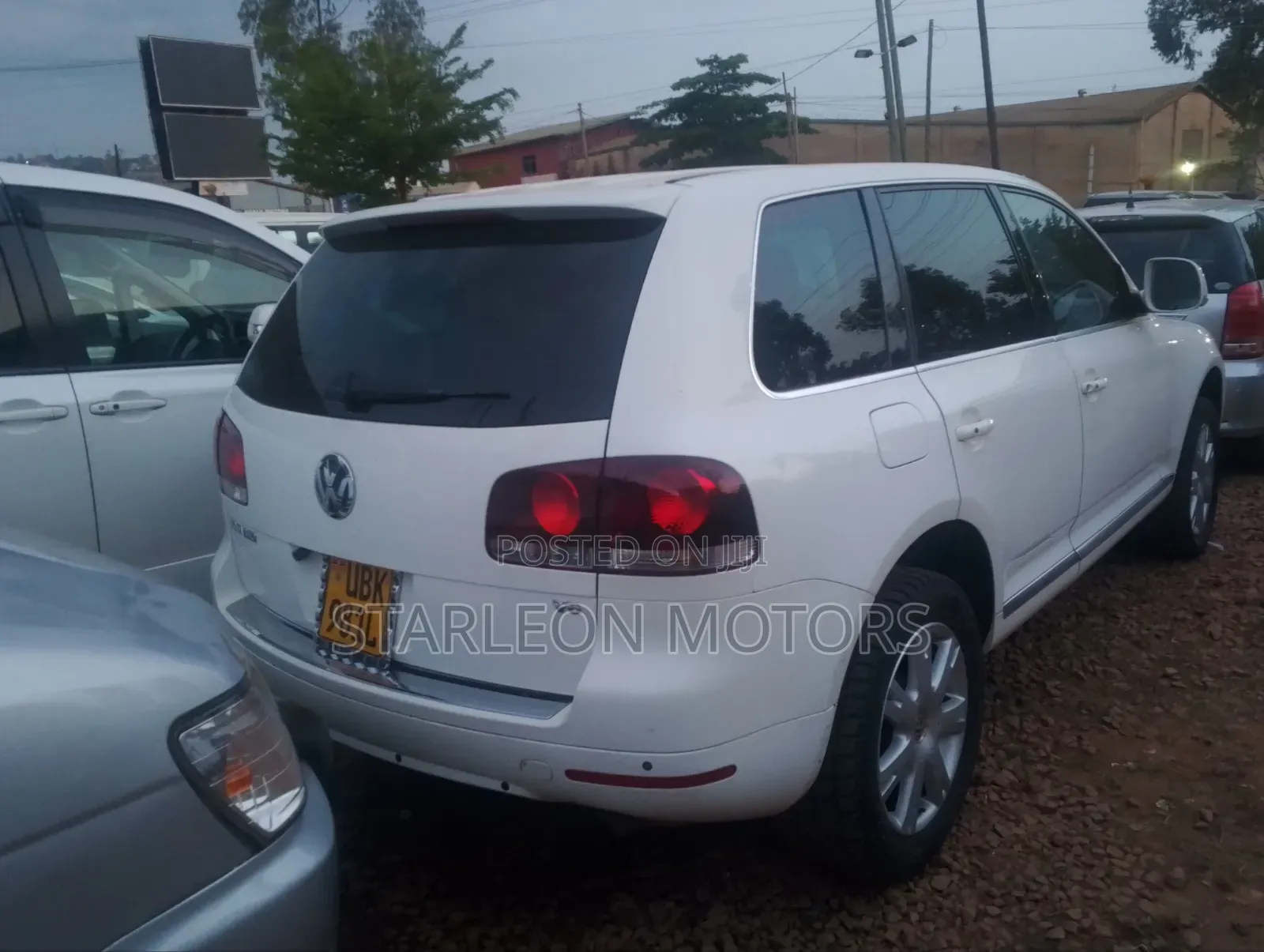 Volkswagen Touareg V6 TDI 2010 White